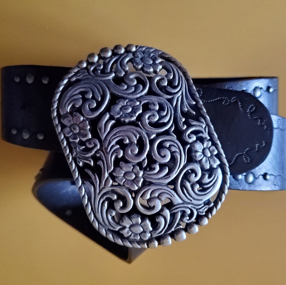 Fossil leather belt womens